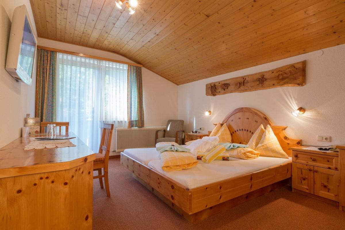 Hotel Sporthof Austria Ramsau am Dachstein Exteriör bild